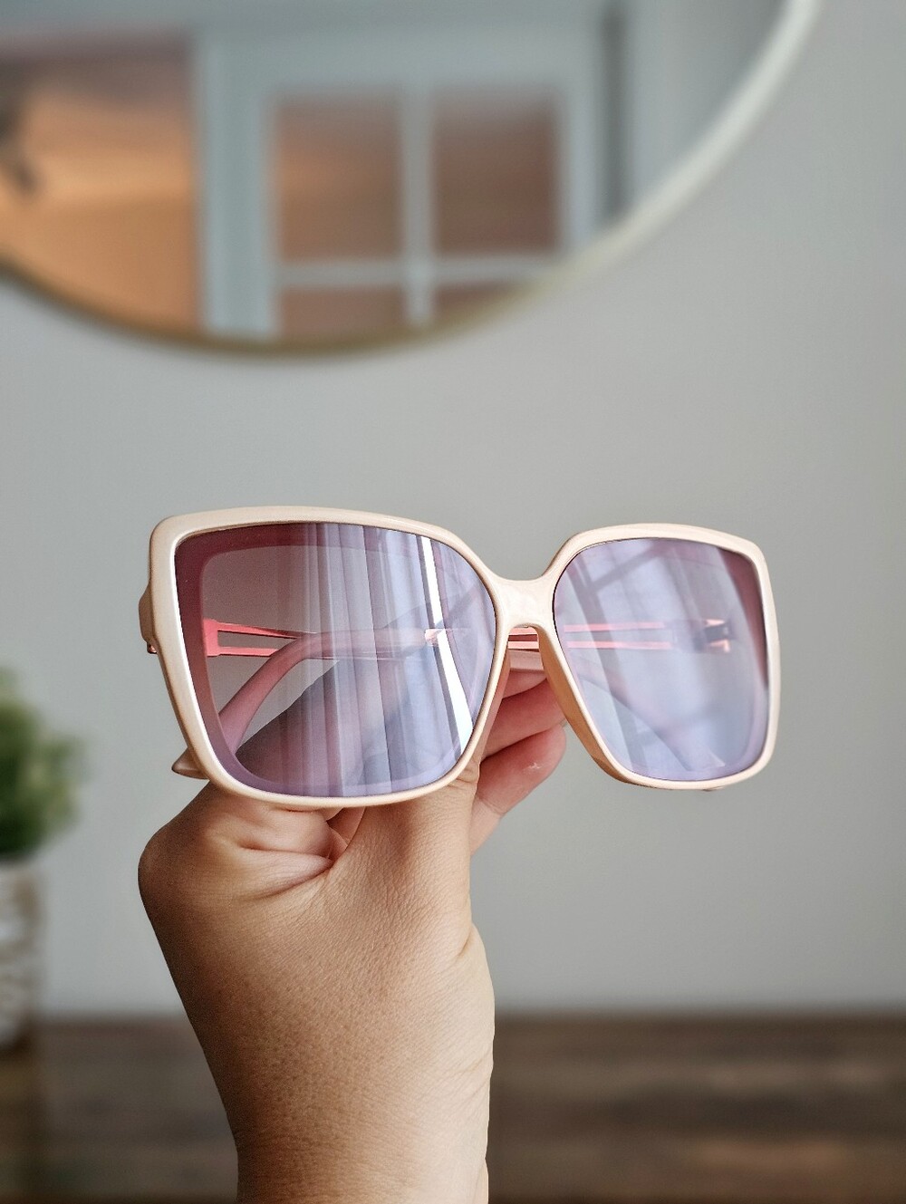 Tahari Oversized Square Sunglasses Blush Pink Rose Gold Gradient Women